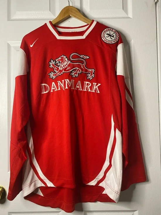 Vintage Nike Red and White Denmark Hockey Jersey with Lion Crest #7 - Picture 1 of 6